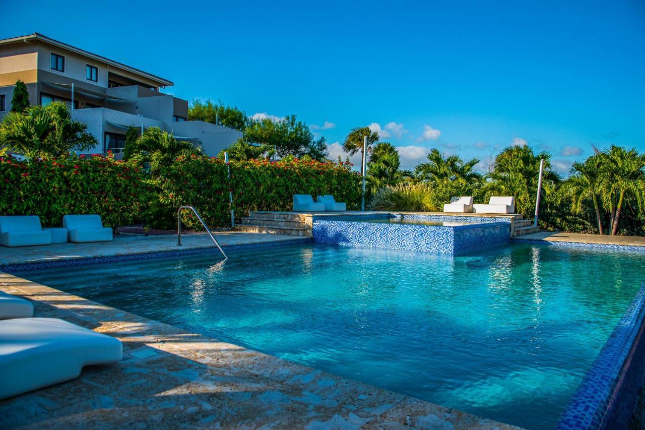 Blue Bay Resort Luxury Apartment Green View Dorp Dorp Sint Michiel Eksteriør billede
